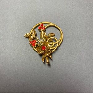 Vintage red gold flower circle pin brooch